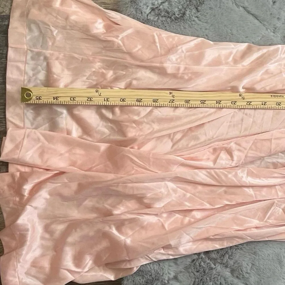 Vintage 70s Vanity Fair Pink Satin Lace Robe | Long Sleeve Boudoir Lounge Size M - Picture 9 of 10